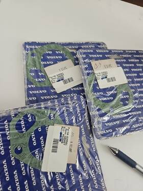 Volvo Penta 835581 Genuine Cooling System/ Thermostat 3 For 17 Nos Oem Vp7