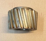 Twin Disc Mechanical Gear Box Helical Pinion A3321. Fixed Price $149.52.